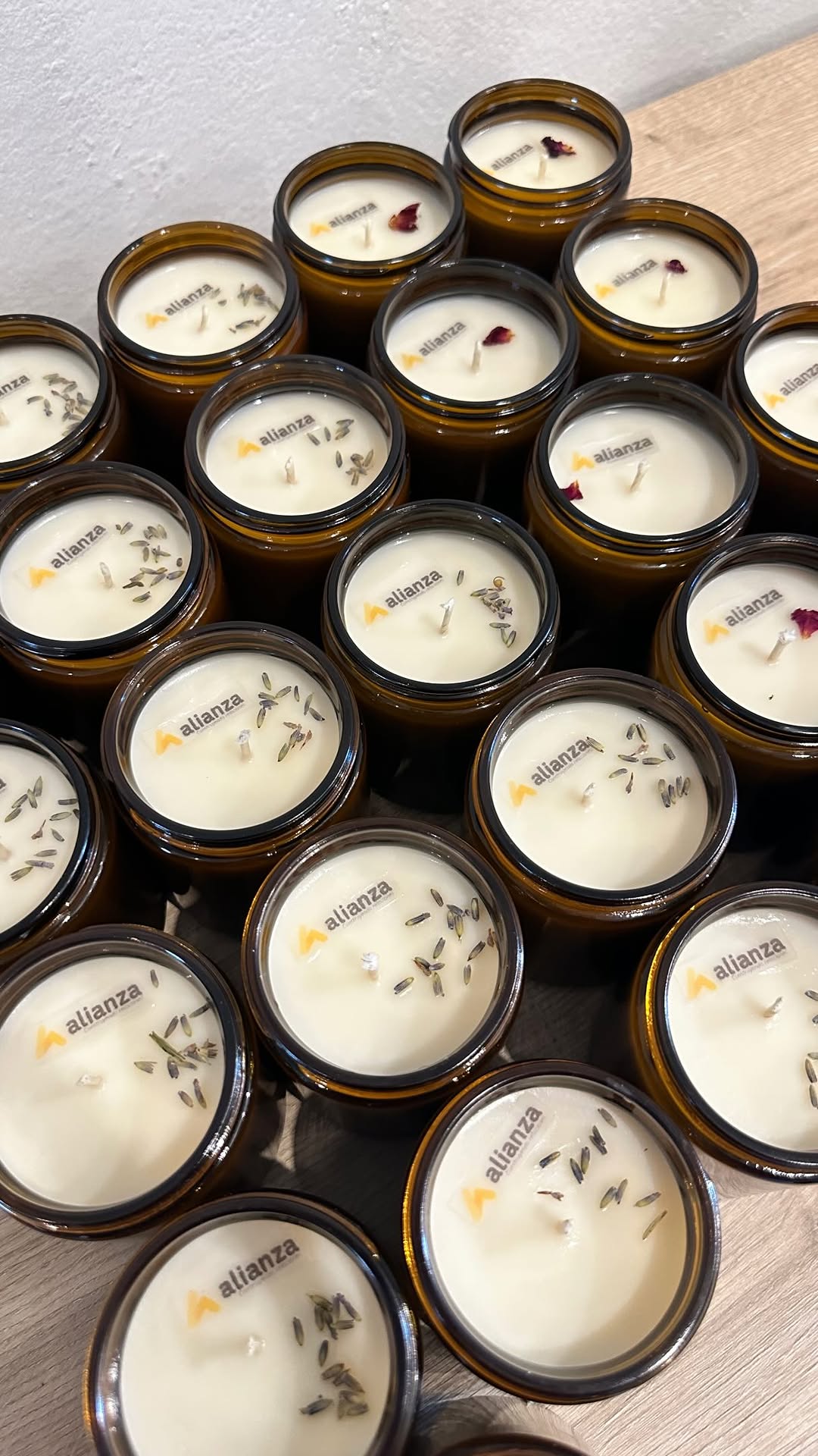 Velas corporativas personalizadas para alianza